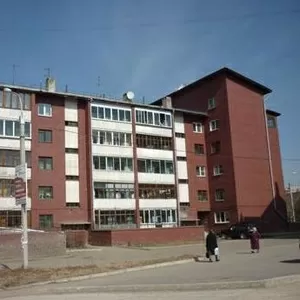 Продам 4-х комнатную 2-х уровневую квартиру на Безбокова