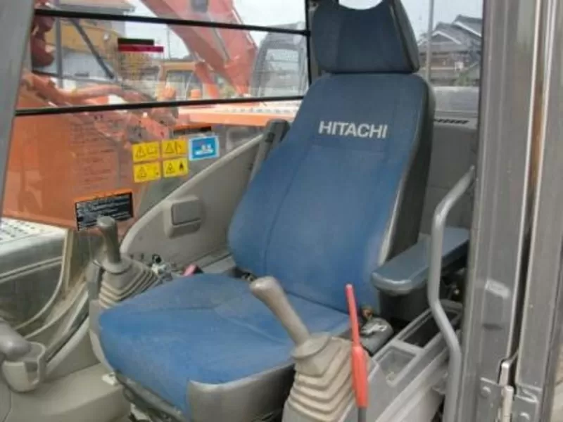 Экскаватор Hitachi ZX-210K-3. 5